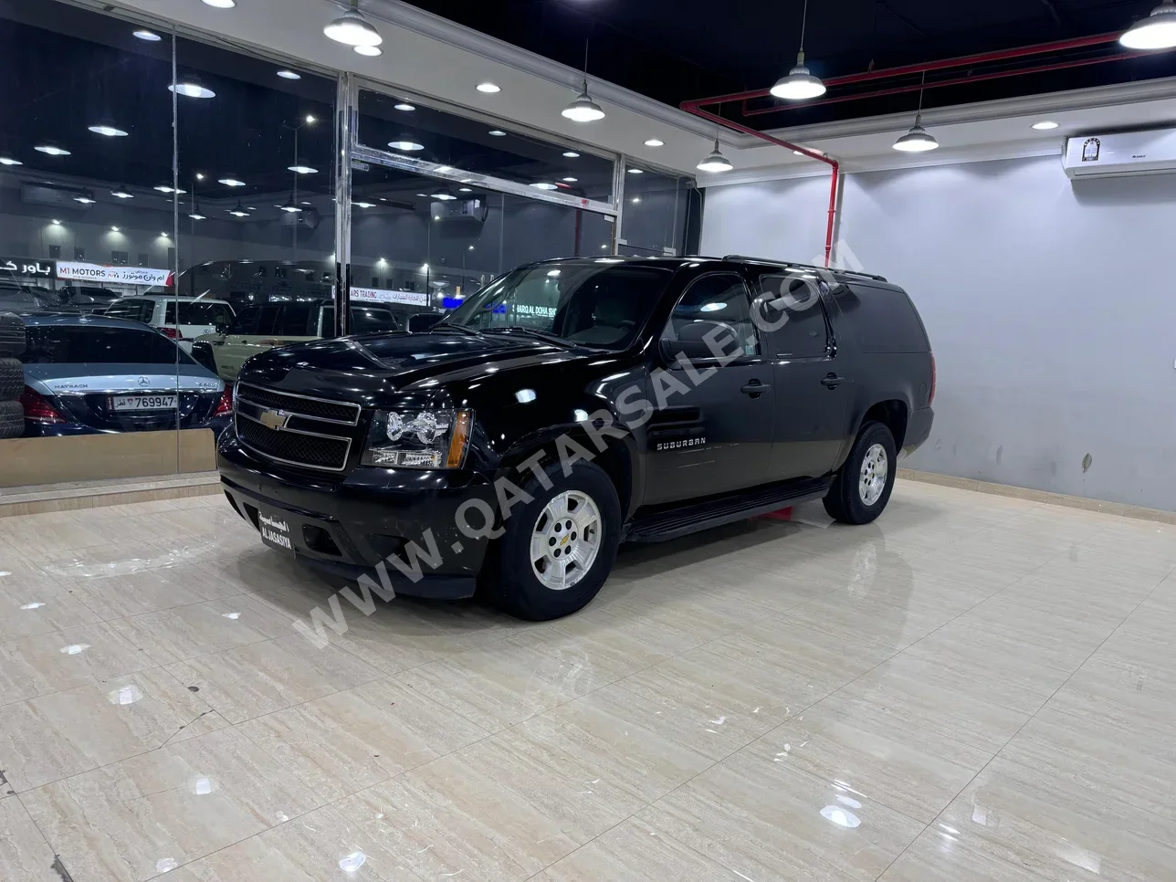 Chevrolet  Suburban  2011  Automatic  211,000 Km  8 Cylinder  Four Wheel Drive (4WD)  SUV  Black