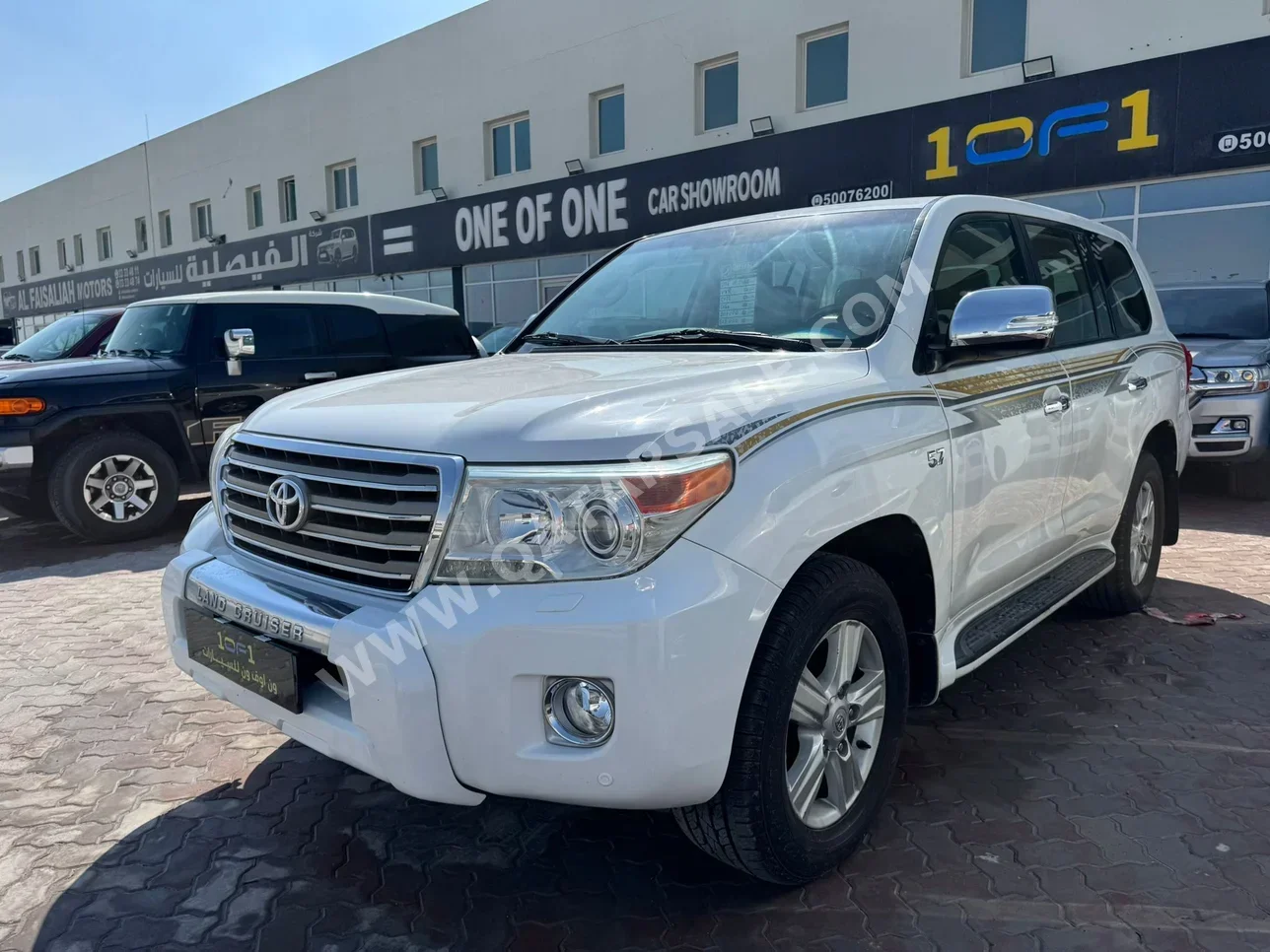 Toyota  Land Cruiser  VXR  2012  Automatic  204,000 Km  8 Cylinder  Four Wheel Drive (4WD)  SUV  White