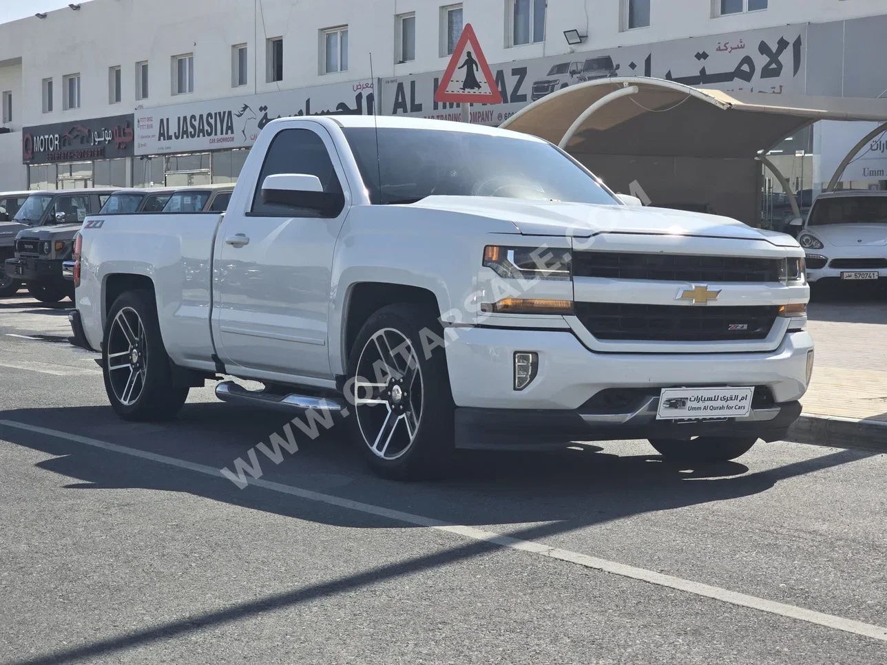 Chevrolet  Silverado  LTZ - Z71  2018  Automatic  137,000 Km  8 Cylinder  Four Wheel Drive (4WD)  Pick Up  White