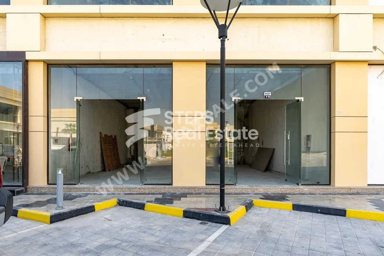 Commercial Shops - Not Furnished  - Al Rayyan  - Ain Khaled