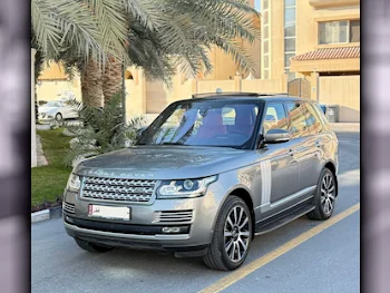 Land Rover  Range Rover  Vogue Super charged  2017  Automatic  98,000 Km  8 Cylinder  Four Wheel Drive (4WD)  SUV  Gray