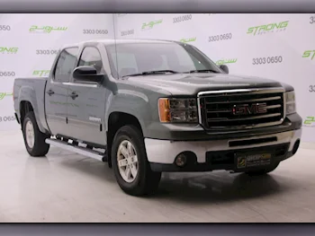 GMC  Sierra  1500  2011  Automatic  275,000 Km  8 Cylinder  Four Wheel Drive (4WD)  Pick Up  Olive Green