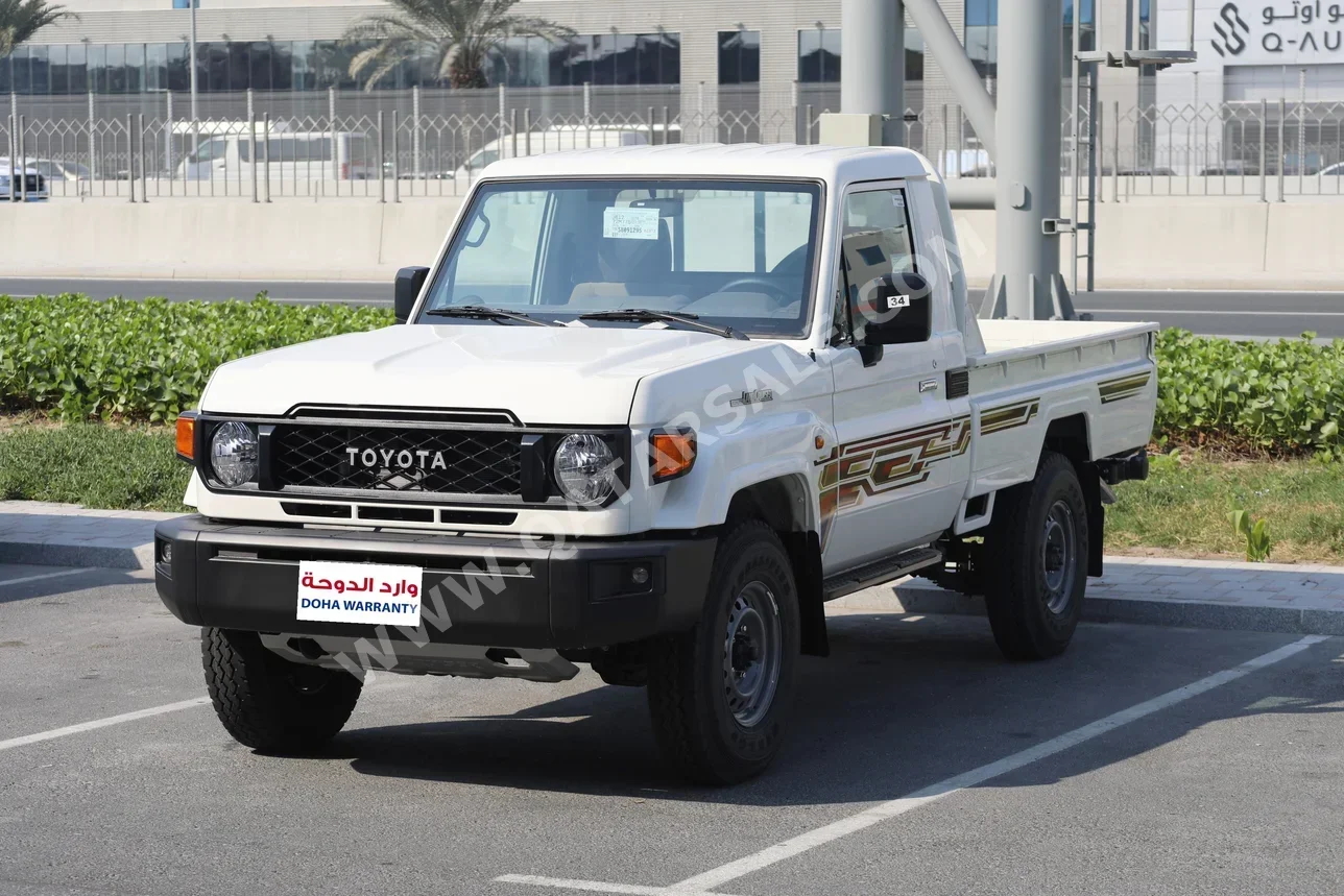 Toyota  Land Cruiser  LX  2025  Manual  0 Km  6 Cylinder  Four Wheel Drive (4WD)  Pick Up  White  With Warranty