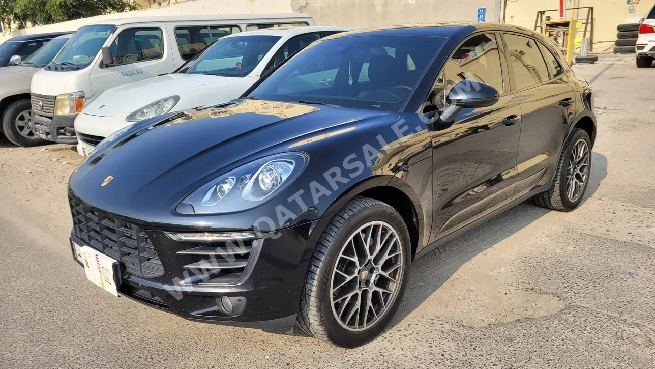 Porsche  Macan  2015  Automatic  151,000 Km  6 Cylinder  Four Wheel Drive (4WD)  SUV  Black