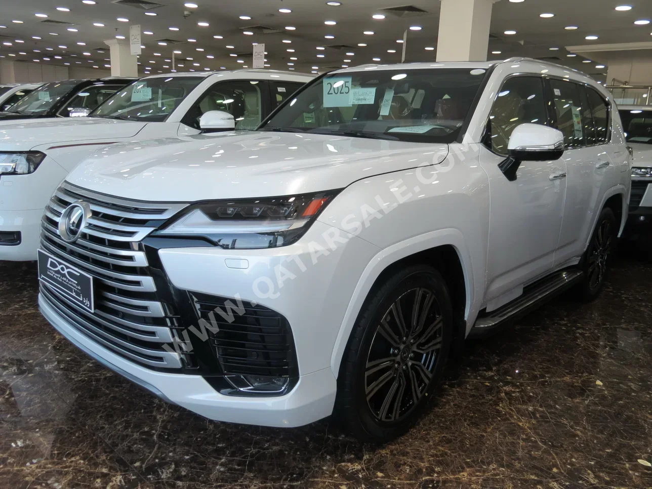 Lexus  LX  600 Luxury  2025  Automatic  0 Km  6 Cylinder  Four Wheel Drive (4WD)  SUV  White  With Warranty