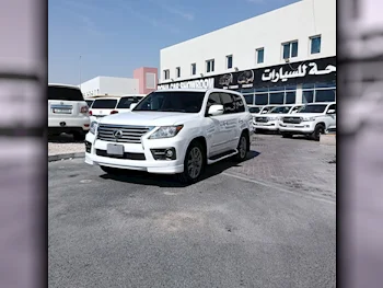 Lexus  LX  570  2015  Automatic  193,000 Km  8 Cylinder  Four Wheel Drive (4WD)  SUV  White