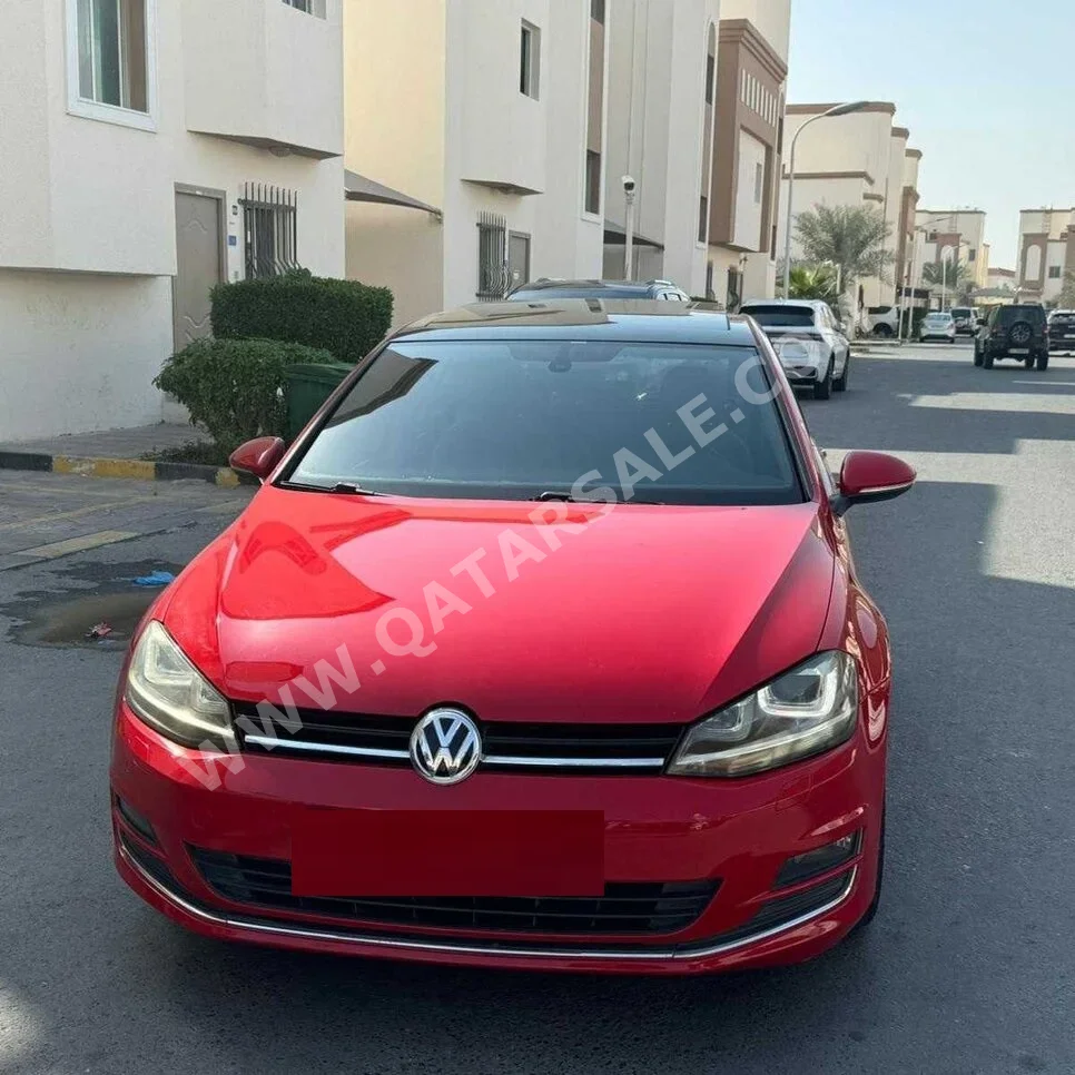 Volkswagen  Golf  TSI  2014  Automatic  119,000 Km  4 Cylinder  Front Wheel Drive (FWD)  Hatchback  Red