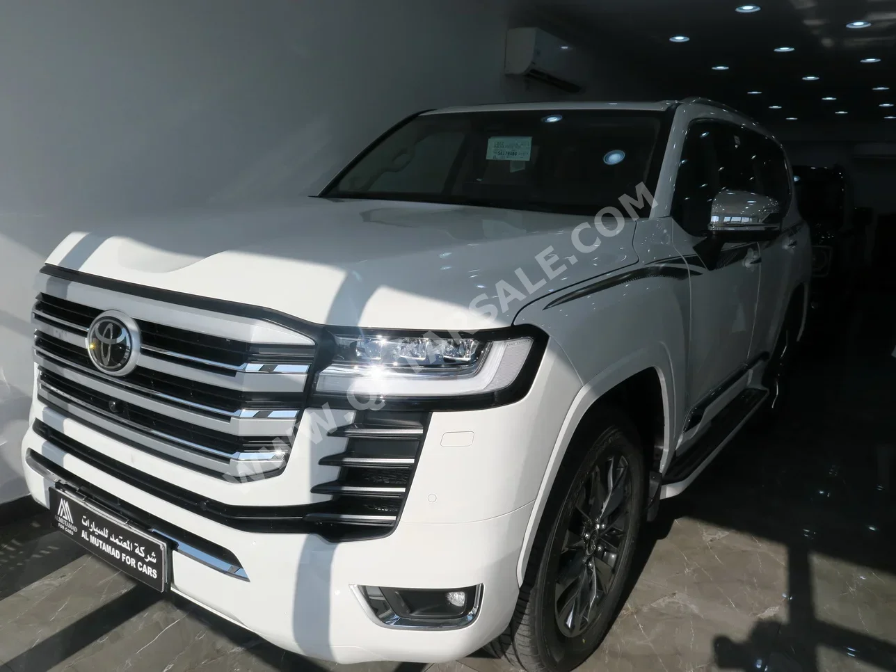 Toyota  Land Cruiser  VXR Twin Turbo  2025  Automatic  0 Km  6 Cylinder  Four Wheel Drive (4WD)  SUV  White  With Warranty