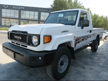 Toyota  Land Cruiser  LX  2024  Automatic  600 Km  6 Cylinder  Four Wheel Drive (4WD)  Pick Up  White  With Warranty