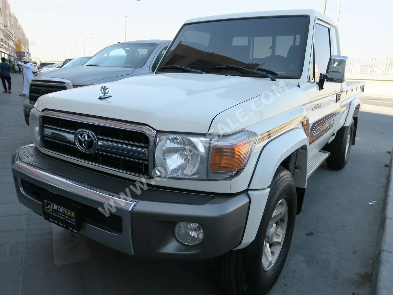 Toyota  Land Cruiser  LX  2021  Manual  134,000 Km  6 Cylinder  Four Wheel Drive (4WD)  Pick Up  White