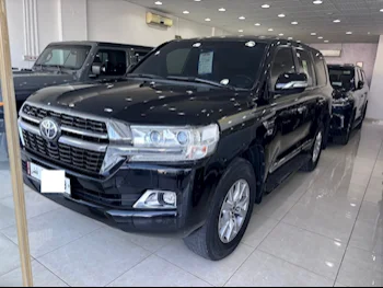 Toyota  Land Cruiser  VXR  2021  Automatic  157,000 Km  8 Cylinder  Four Wheel Drive (4WD)  SUV  Black