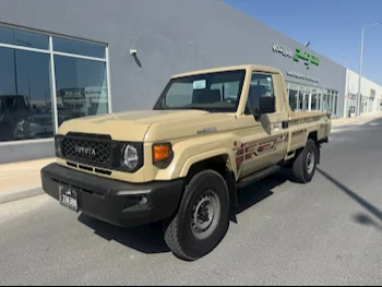 Toyota  Land Cruiser  LX  2024  Automatic  3,000 Km  6 Cylinder  Four Wheel Drive (4WD)  Pick Up  Beige  With Warranty