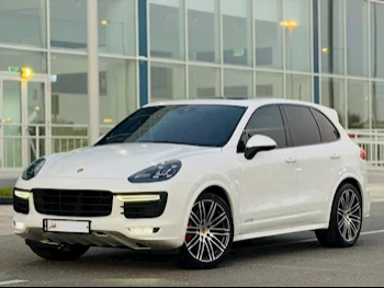 Porsche  Cayenne  GTS  2016  Automatic  129,000 Km  6 Cylinder  Four Wheel Drive (4WD)  SUV  White