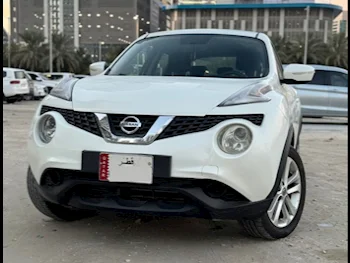 Nissan  Juke  2015  Automatic  111,764 Km  4 Cylinder  Front Wheel Drive (FWD)  SUV  White