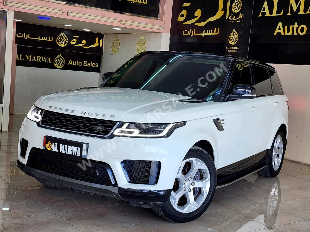 Land Rover  Range Rover  Sport  2019  Automatic  62,000 Km  6 Cylinder  Four Wheel Drive (4WD)  SUV  White