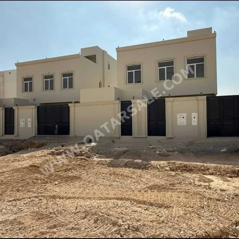 سكن عائلي  - غير مفروشة  - الظعاين  - أم قرن  - 6 غرف نوم