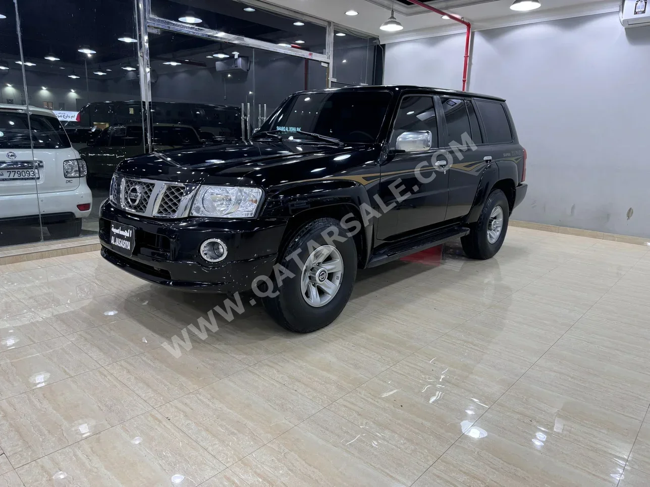 Nissan  Patrol  Super Safari  2005  Automatic  300,000 Km  6 Cylinder  Four Wheel Drive (4WD)  SUV  Black