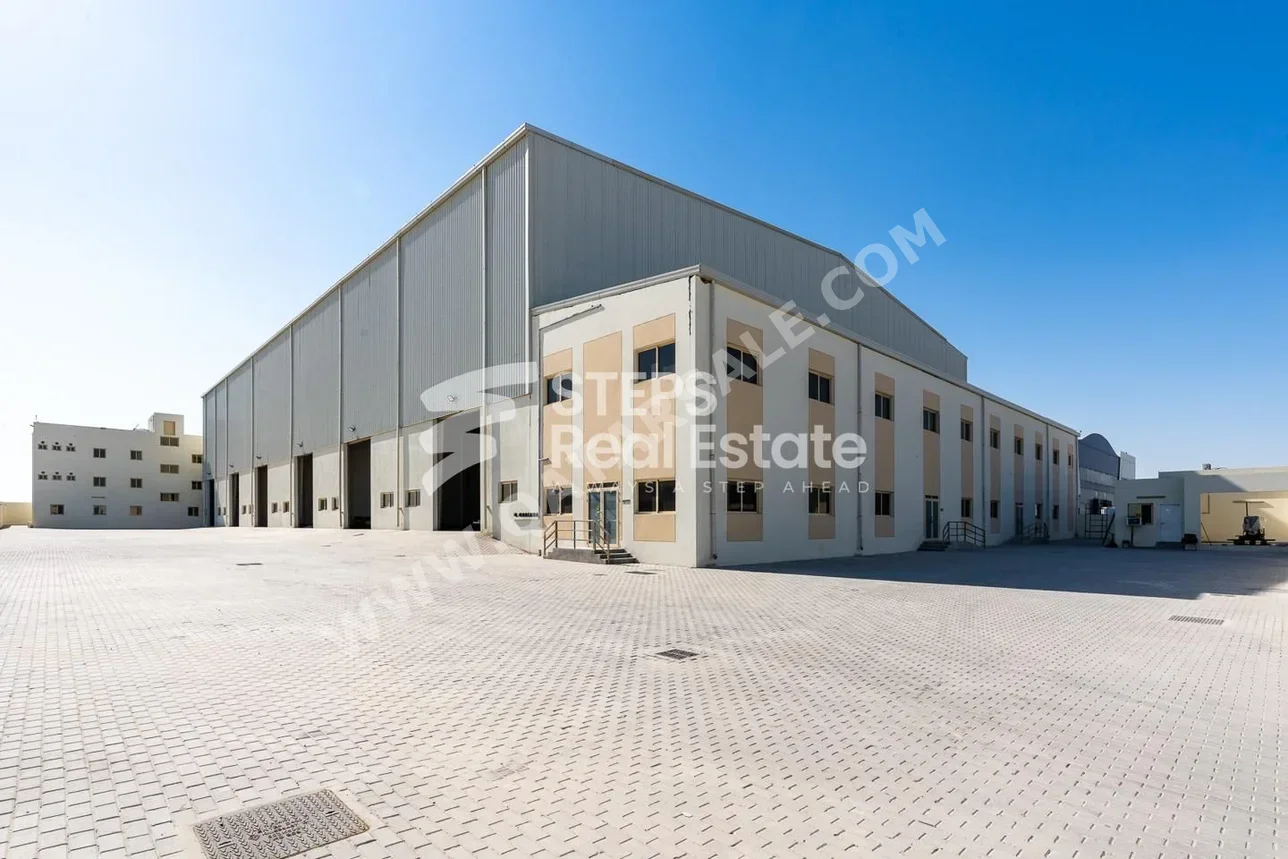 Warehouses & Stores - Al Wakrah  - Barkit Al Awamer  -Area Size: 8417 Square Meter