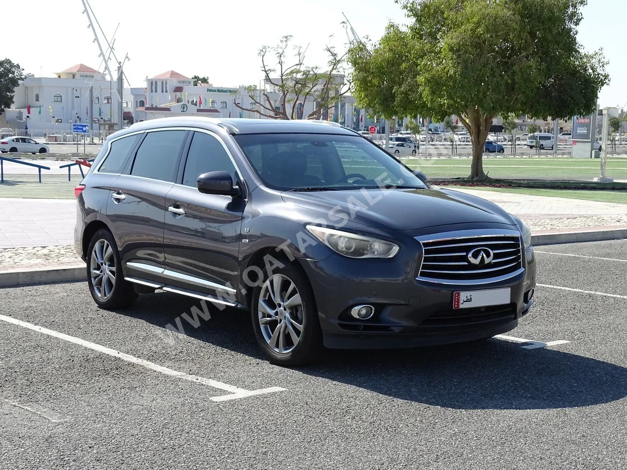  Infiniti  QX  60  2014  Automatic  174,000 Km  6 Cylinder  All Wheel Drive (AWD)  SUV  Gray  With Warranty