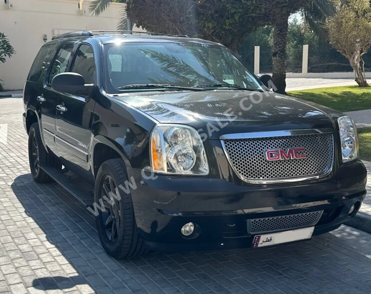 GMC  Yukon  Denali  2012  Automatic  233,155 Km  8 Cylinder  Four Wheel Drive (4WD)  SUV  Black