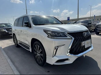 Lexus  LX  570 S  2019  Automatic  86,000 Km  8 Cylinder  Four Wheel Drive (4WD)  SUV  White