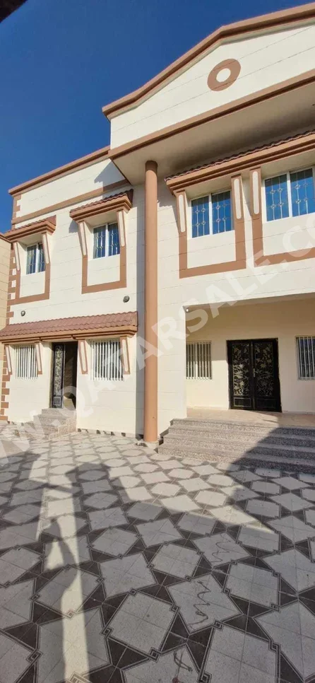 Family Residential  - Not Furnished  - Al Daayen  - Al Sakhama  - 6 Bedrooms