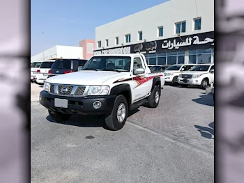 Nissan  Patrol  Pickup  2012  Manual  213,000 Km  6 Cylinder  Four Wheel Drive (4WD)  Pick Up  White