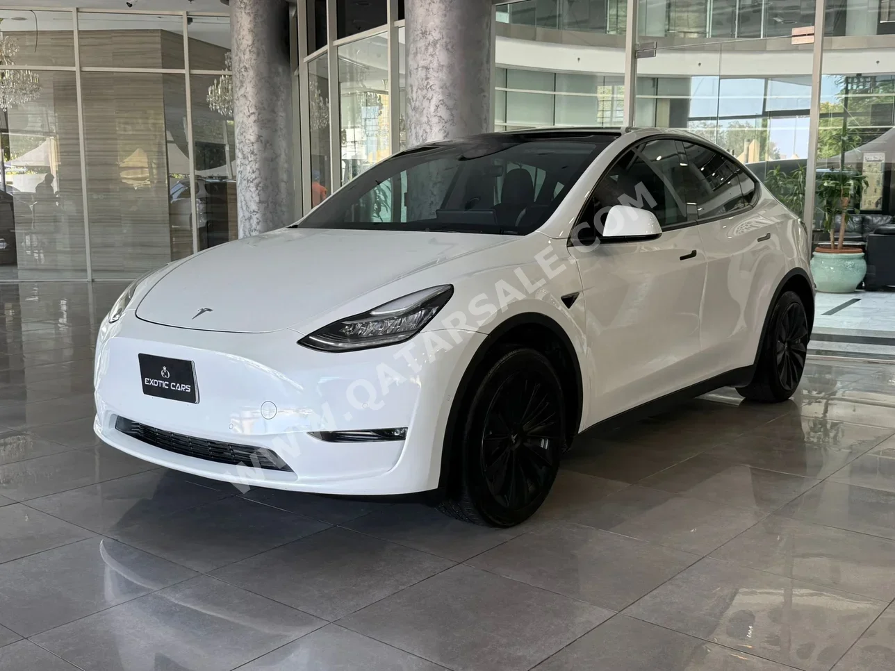 Tesla  Model Y  2022  Automatic  75,000 Km  0 Cylinder  All Wheel Drive (AWD)  Sedan  White