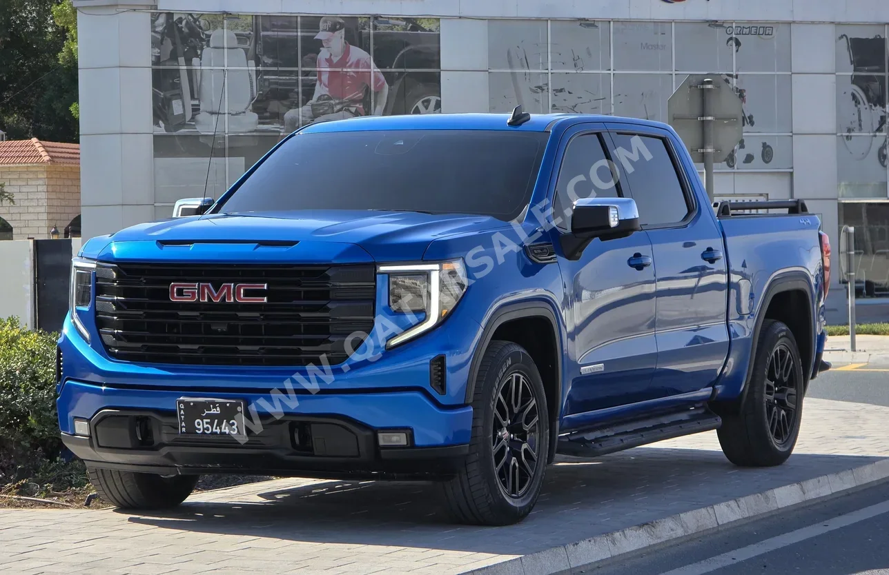  GMC  Sierra  Elevation  2022  Automatic  105,000 Km  8 Cylinder  Four Wheel Drive (4WD)  Pick Up  Blue  With Warranty