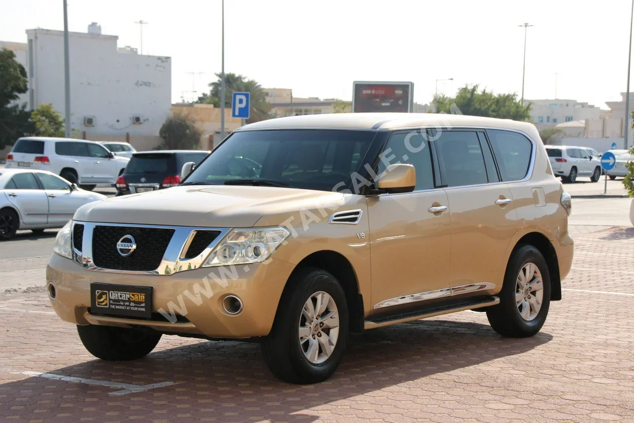 Nissan  Patrol  SE  2012  Manual  54,000 Km  8 Cylinder  Four Wheel Drive (4WD)  SUV  Gold