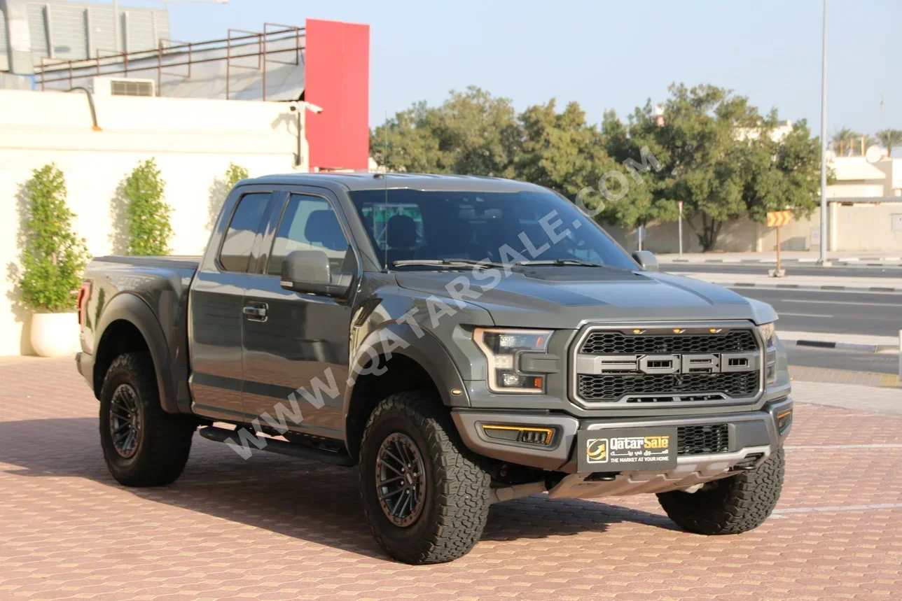  Ford  Raptor  2020  Automatic  79,000 Km  6 Cylinder  Four Wheel Drive (4WD)  Pick Up  Gray  With Warranty