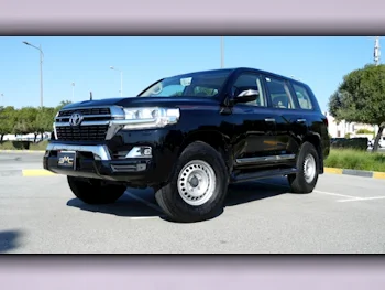 Toyota  Land Cruiser  GXR  2021  Automatic  104,000 Km  8 Cylinder  Four Wheel Drive (4WD)  SUV  Black