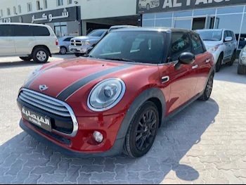 Mini  Cooper  S  2015  Automatic  67,000 Km  4 Cylinder  Front Wheel Drive (FWD)  Hatchback  Red