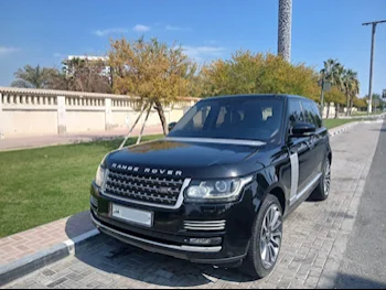  Land Rover  Range Rover  Vogue SE Super charged  2014  Automatic  222,000 Km  8 Cylinder  Four Wheel Drive (4WD)  SUV  Black  With Warranty