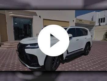 لكزس  ال اكس  600 اف سبورت  2023  اوتوماتيك  11,000 كم  6 سلندر  دفع رباعي  اس يو في  أبيض  تحت الضمان