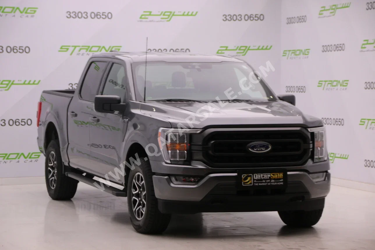 Ford  F  150 XLT  2021  Automatic  72,000 Km  6 Cylinder  Four Wheel Drive (4WD)  Pick Up  Gray