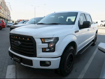 Ford  F  150  2017  Automatic  167,000 Km  8 Cylinder  Four Wheel Drive (4WD)  Pick Up  White