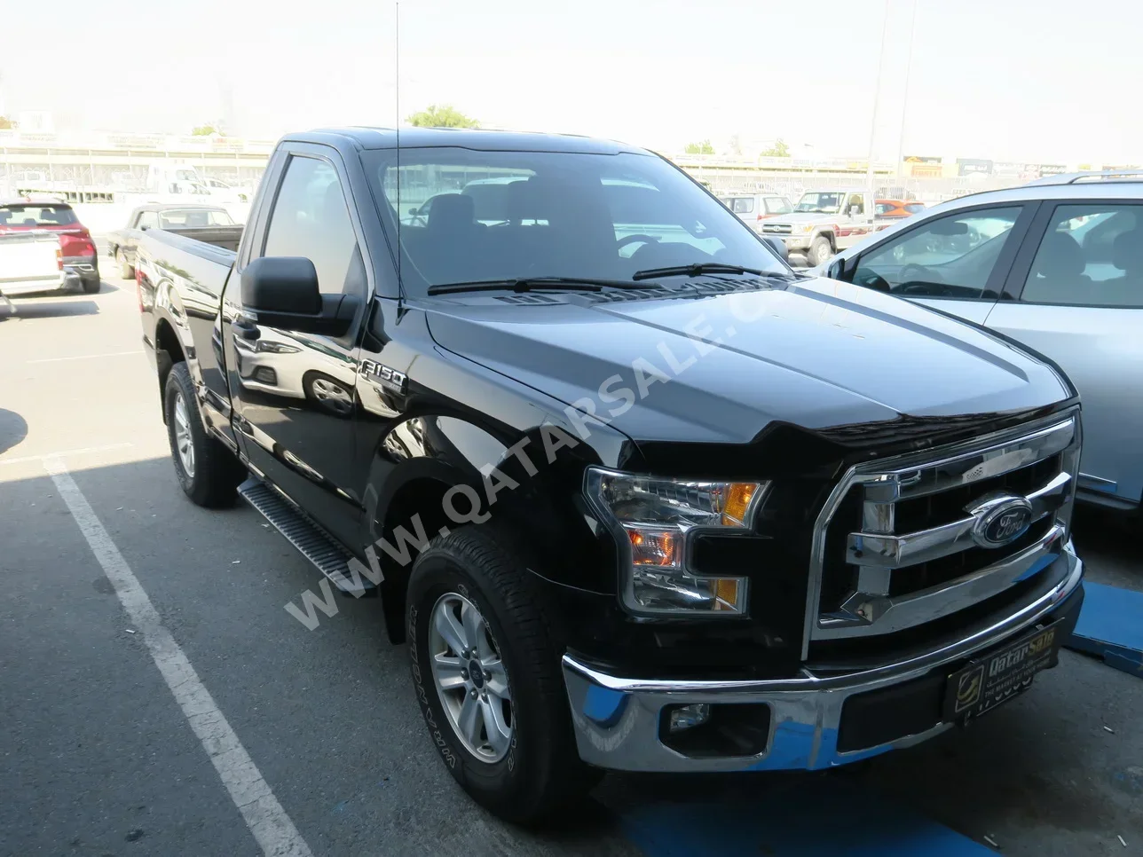 Ford  F  150  2016  Automatic  120,000 Km  8 Cylinder  Four Wheel Drive (4WD)  Pick Up  Black