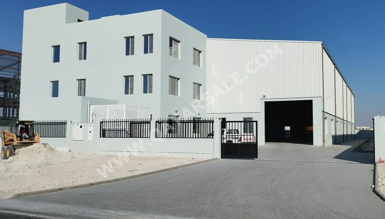 Warehouses & Stores - Al Rayyan  - Industrial Area  -Area Size: 3080 Square Meter