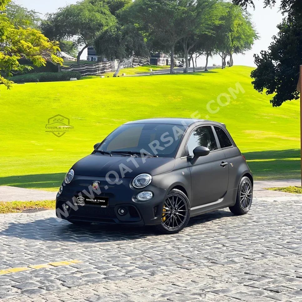 Fiat  695  Abarth  2023  Automatic  4,200 Km  4 Cylinder  Front Wheel Drive (FWD)  Hatchback  Black  With Warranty