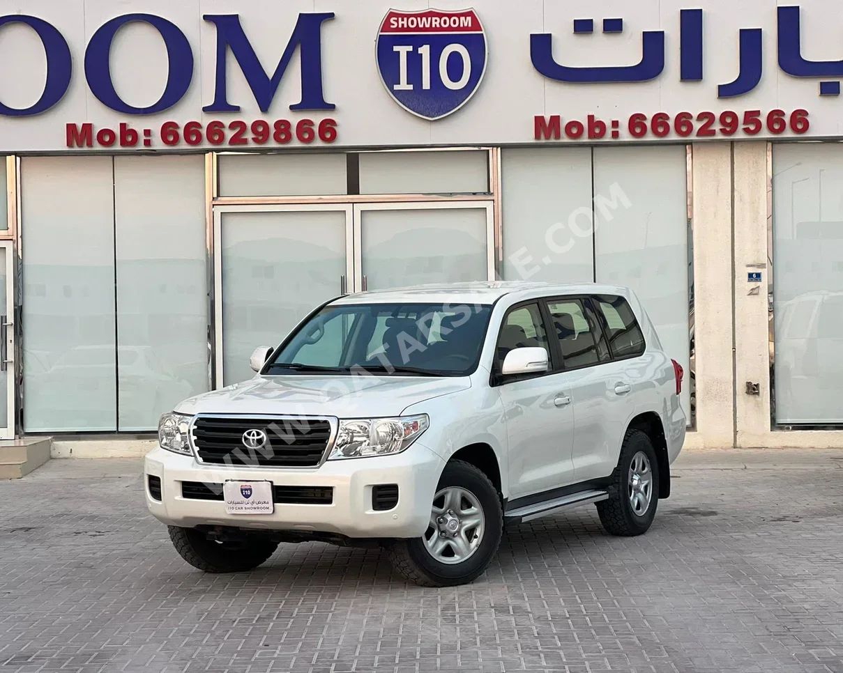 Toyota  Land Cruiser  G  2015  Automatic  279,000 Km  6 Cylinder  Four Wheel Drive (4WD)  SUV  White