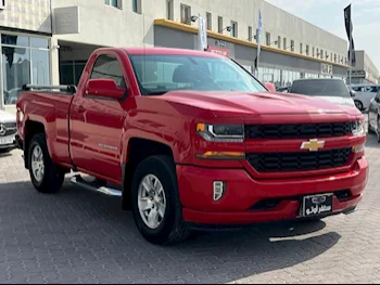 Chevrolet  Silverado  LT  2016  Automatic  164,000 Km  8 Cylinder  Four Wheel Drive (4WD)  Pick Up  Red