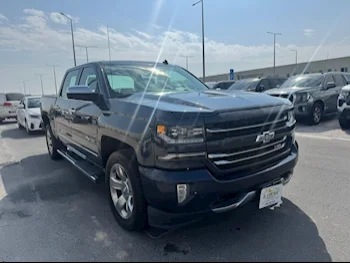 Chevrolet  Silverado  LTZ  2018  Automatic  106,000 Km  8 Cylinder  Four Wheel Drive (4WD)  Pick Up  Dark Blue