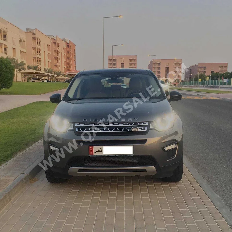 Land Rover  Discovery  Sport HSE  2015  Automatic  120,500 Km  4 Cylinder  Four Wheel Drive (4WD)  SUV  Gray