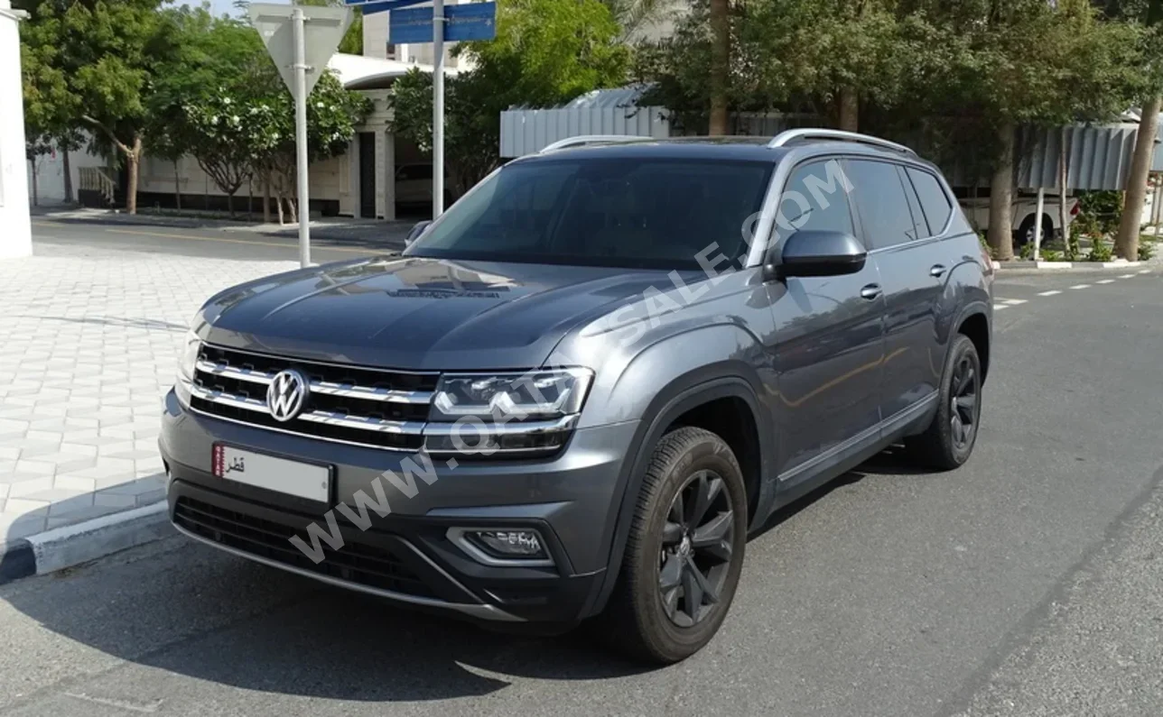 Volkswagen  Teramont  2019  Automatic  71,000 Km  6 Cylinder  Four Wheel Drive (4WD)  SUV  Gray