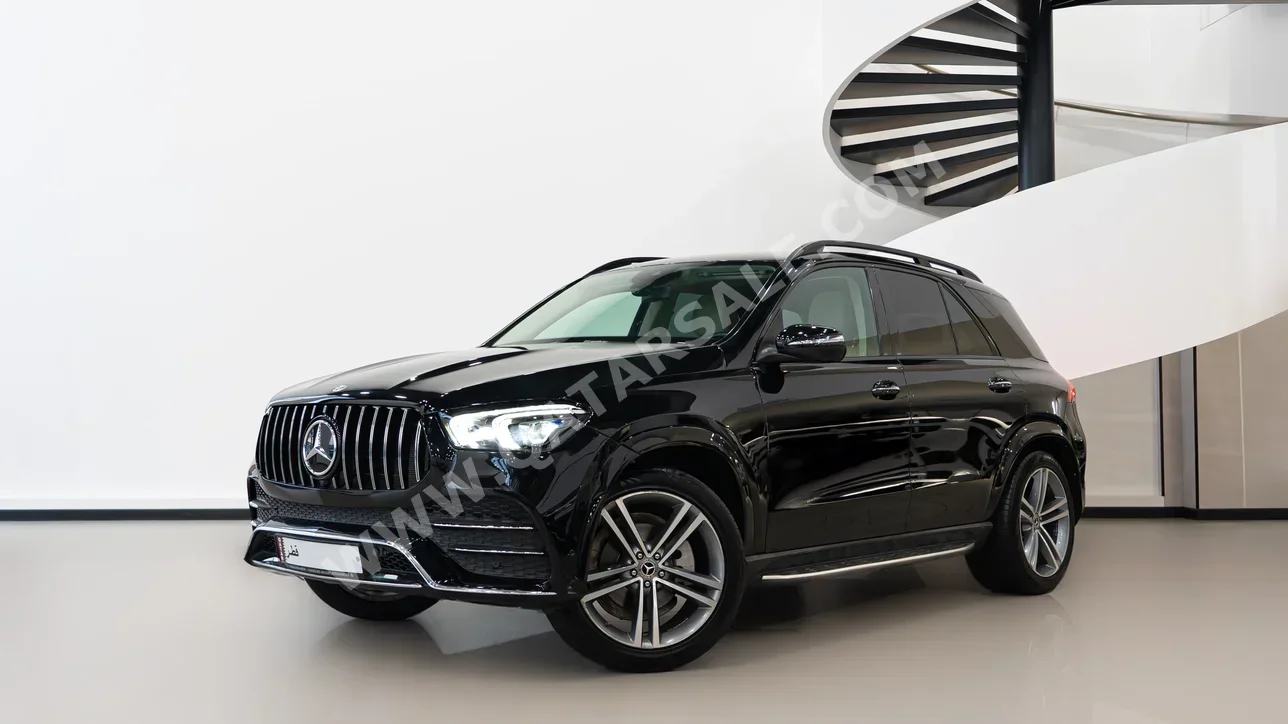 Mercedes-Benz  GLE  350  2021  Automatic  38,917 Km  4 Cylinder  Four Wheel Drive (4WD)  SUV  Black