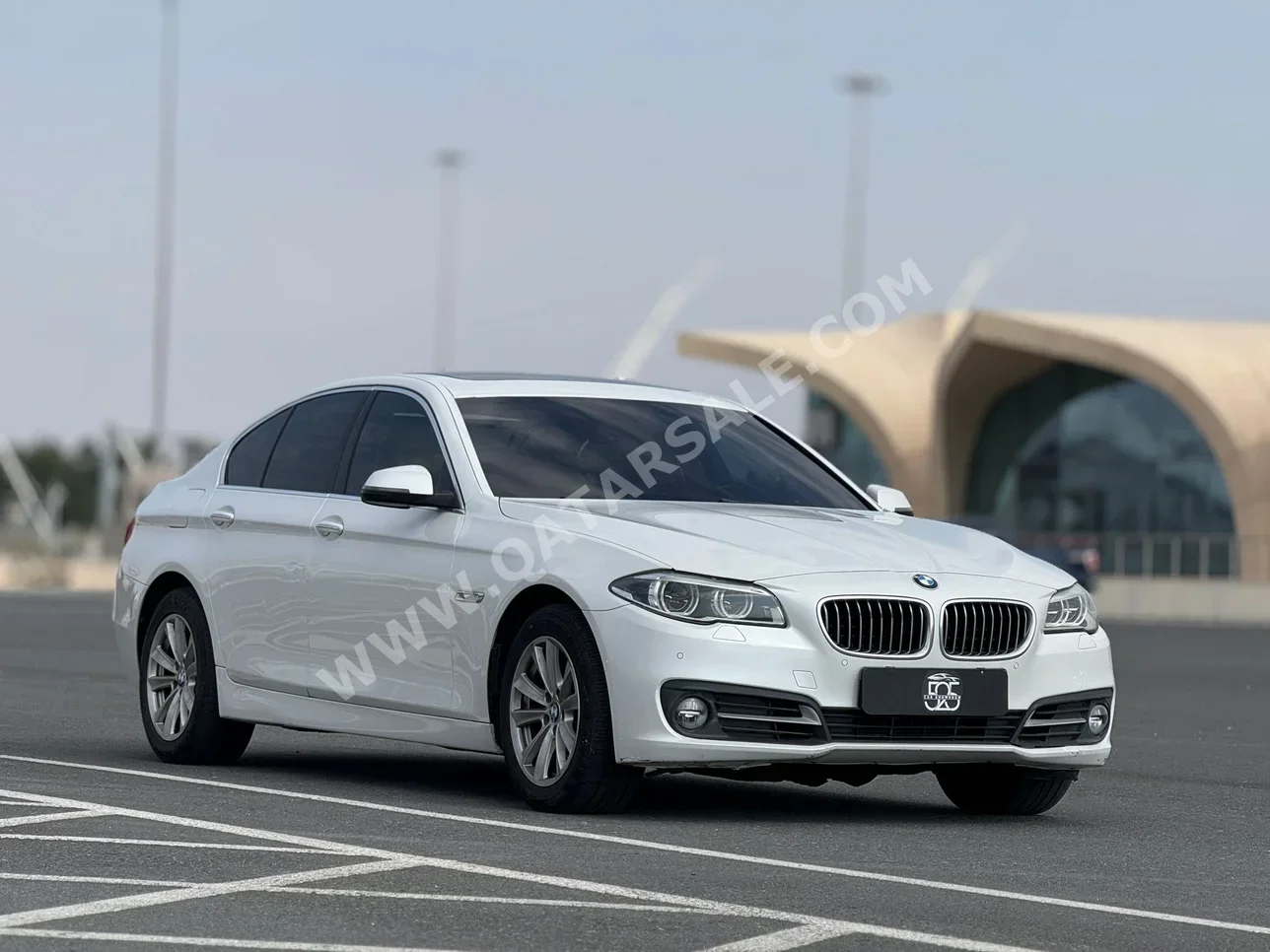 BMW  5-Series  520i  2014  Automatic  148,000 Km  4 Cylinder  Rear Wheel Drive (RWD)  Sedan  White