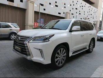 Lexus  LX  570  2016  Automatic  160,000 Km  8 Cylinder  Four Wheel Drive (4WD)  SUV  White