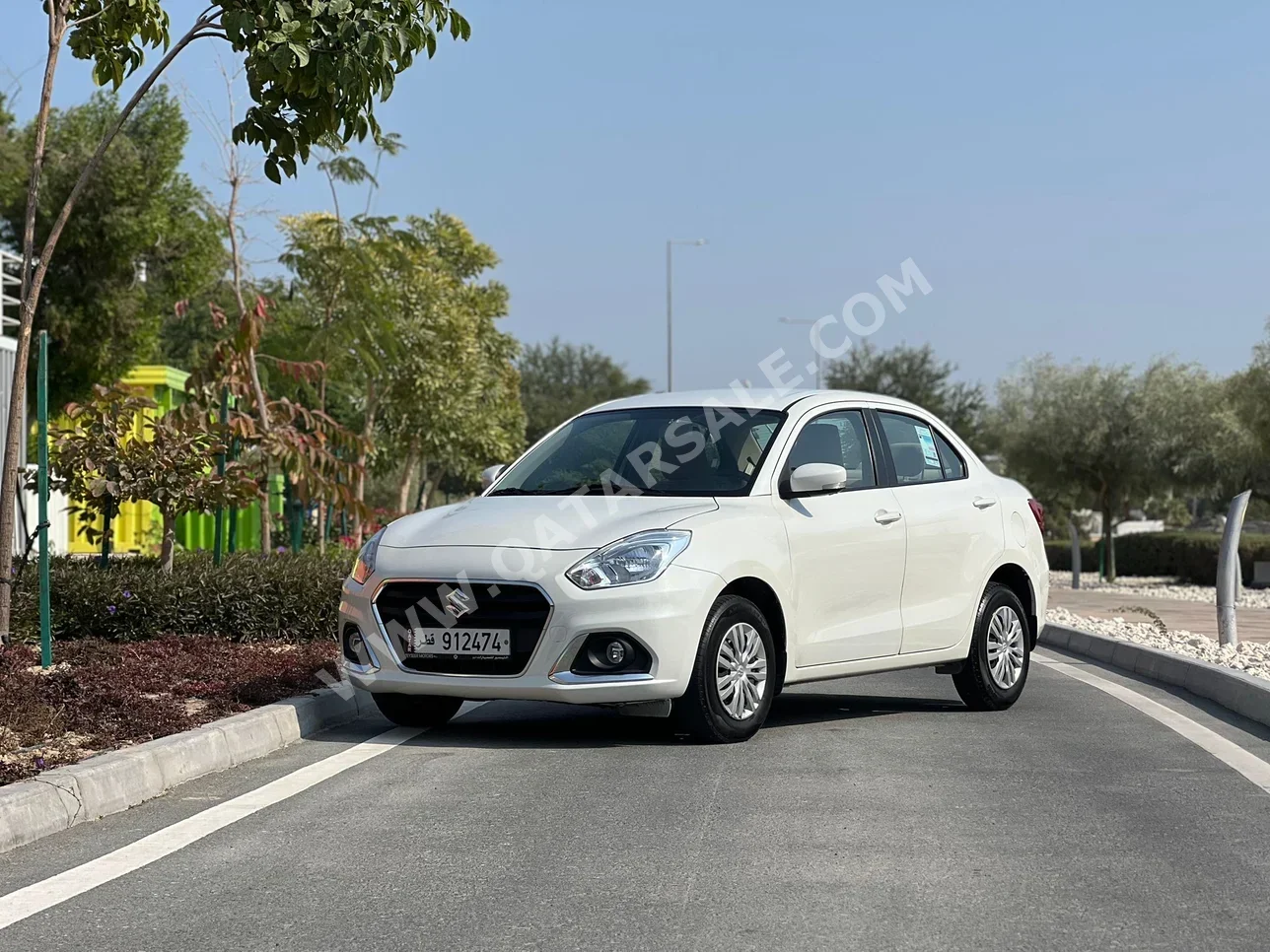 Suzuki  Swift  2024  Automatic  32,450 Km  4 Cylinder  Front Wheel Drive (FWD)  Sedan  White