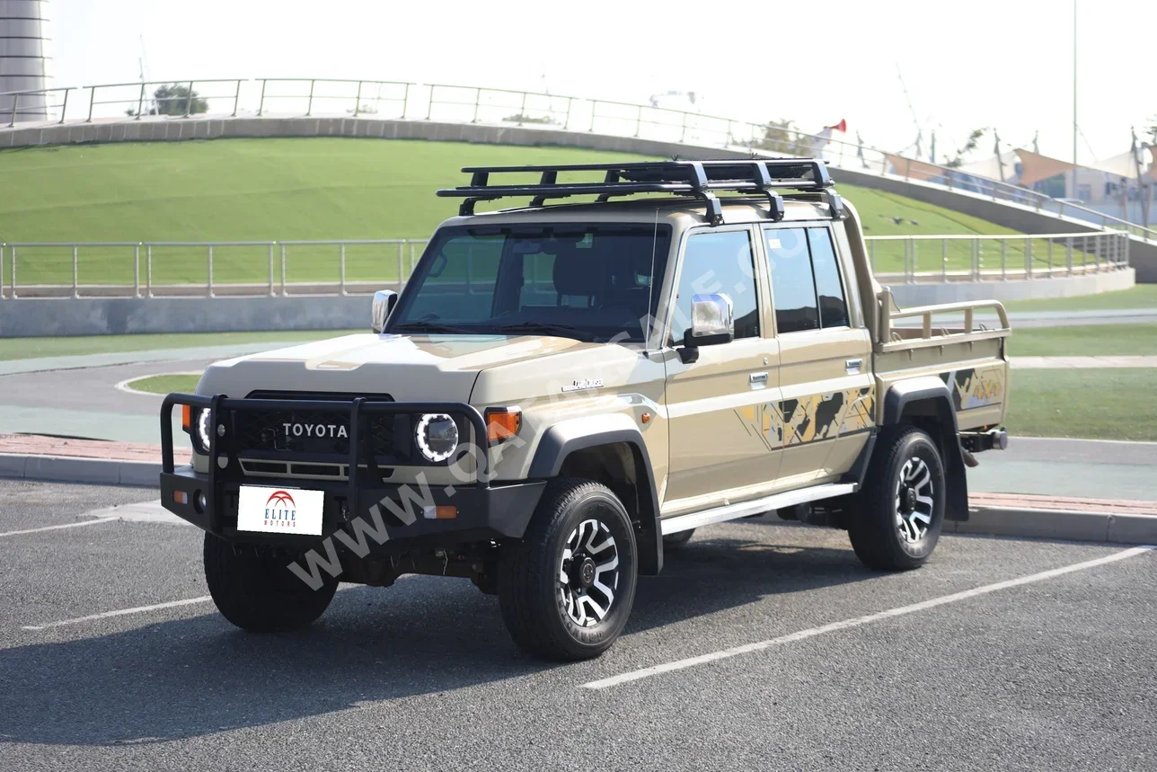 Toyota  Land Cruiser  LX  2024  Automatic  27,000 Km  6 Cylinder  Four Wheel Drive (4WD)  Pick Up  Beige  With Warranty